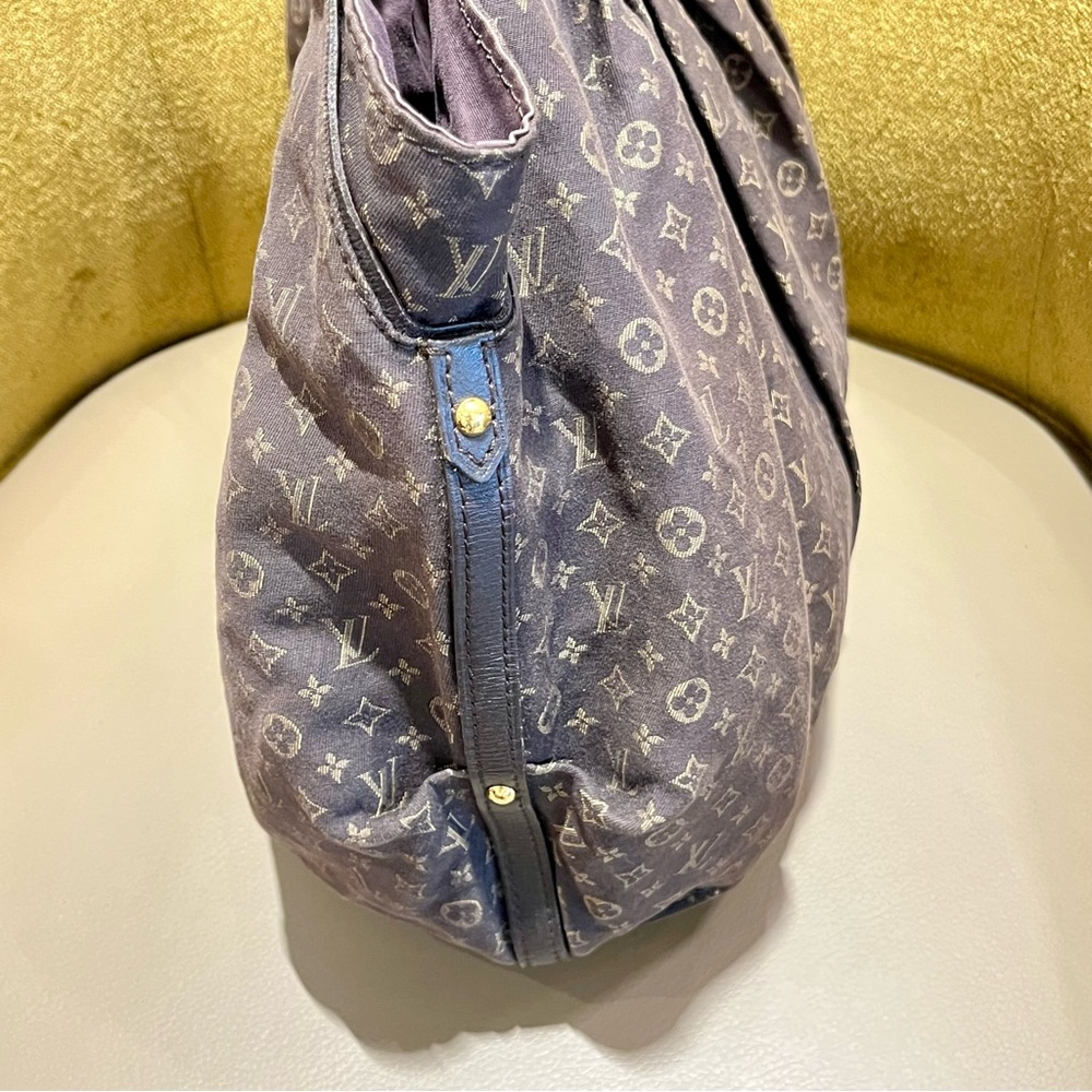 LOUIS VUITTON Fantaisie Monogram Idylle Canvas Fusian XL Hobo Bag - Picture 6 of 9